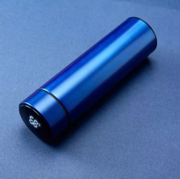 Temperature Display Vacuum Insulated Water Bottle - Image 7